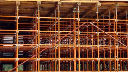 什么是滿堂腳手架？建筑施工中的關鍵支撐系統